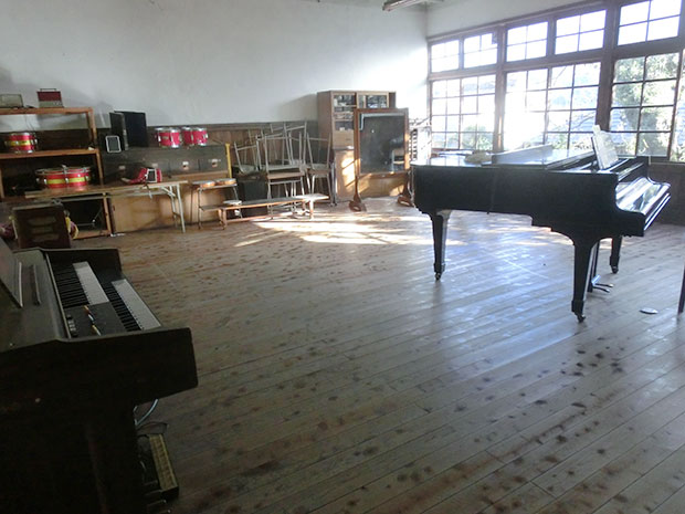 旧上岡小学校 音楽室