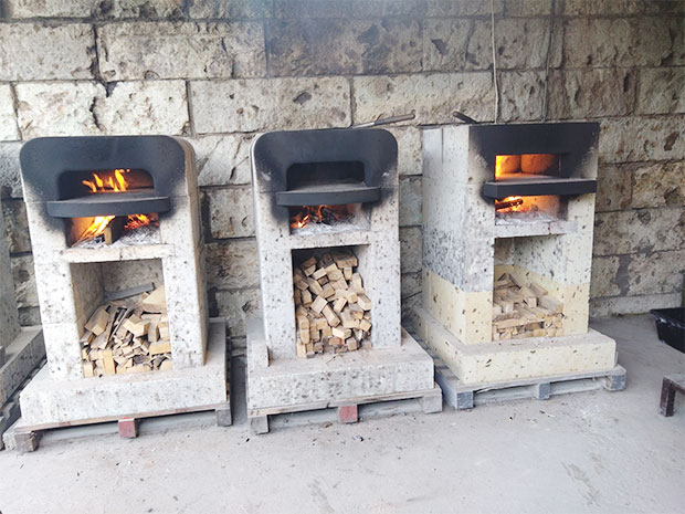 カネホン採石場 ピザ窯