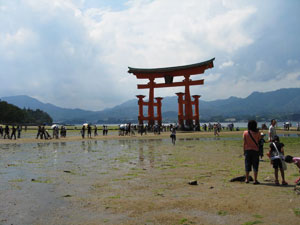 広島旅行 引き潮の厳島神社