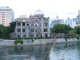 広島旅行原爆ドーム